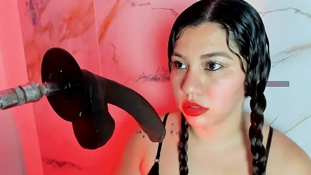 Snapshot of hade_cute chatting on February 2026 01:00:01 PM hade cute online show from February 2026 01:00:01 PM