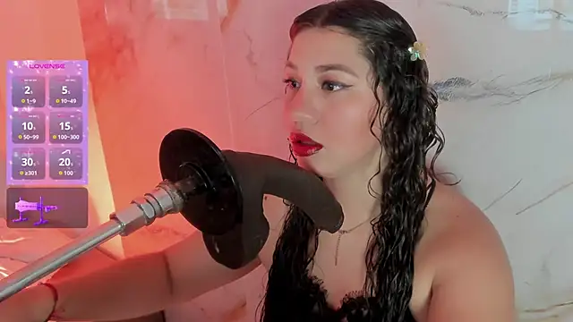 hade cute online show from November 2025 04:54:02 PM