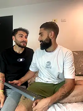 Snapshot of Drogamma chatting on November 2025 12:25:01 AM Drogamma online show from November 2025 12:25:01 AM