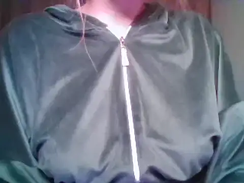 Evasapples online show from October 2025 09:07:02 PM