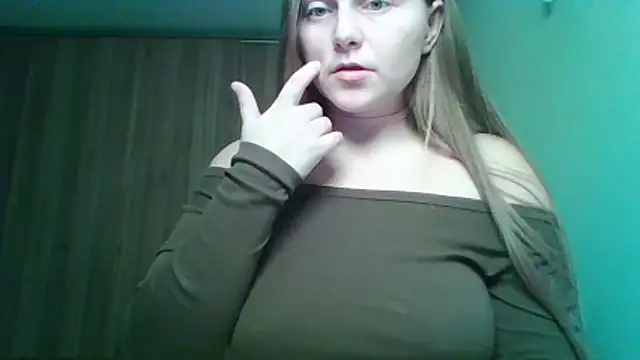 Evasapples online show from February 2026 11:16:01 PM