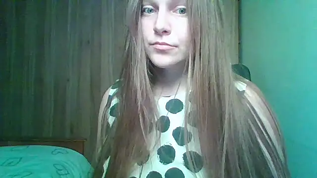 Evasapples online show from February 2026 05:54:02 PM