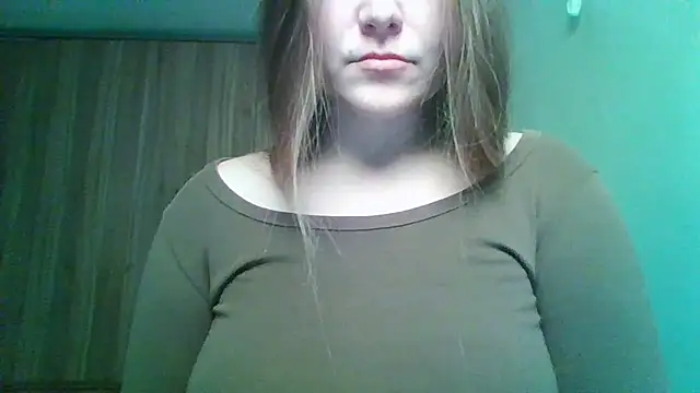 Evasapples online show from March 2026 11:44:01 PM