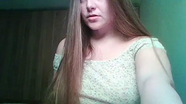 Evasapples online show from May 2026 10:57:01 PM