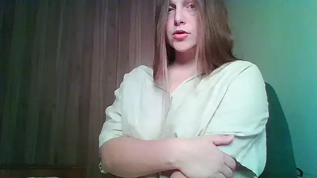 Evasapples online show from May 2026 09:03:02 PM