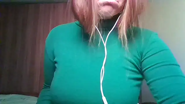 Evasapples online show from April 2026 09:16:02 PM