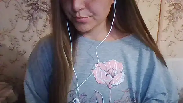 Snapshot of Evasapples chatting on July 2026 07:18:02 PM Evasapples online show from July 2026 07:18:02 PM