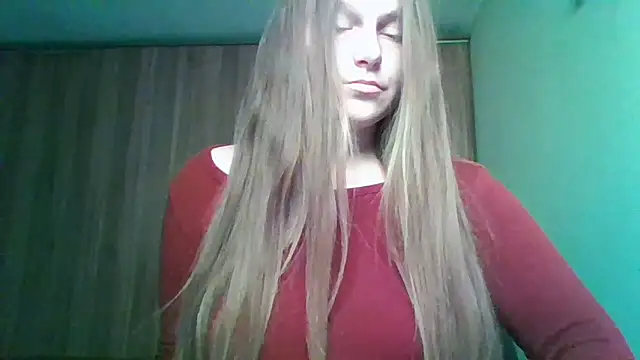 Evasapples online show from April 2026 01:16:02 PM