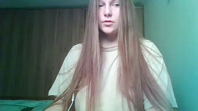 Evasapples online show from February 2026 12:37:01 PM