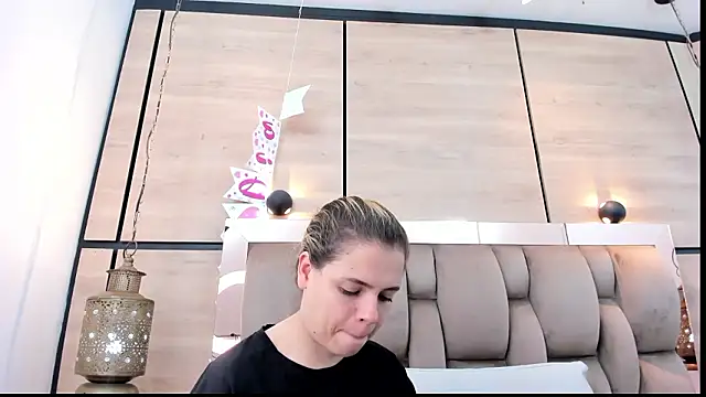 dorothy vegga online show from February 2026 03:08:01 AM