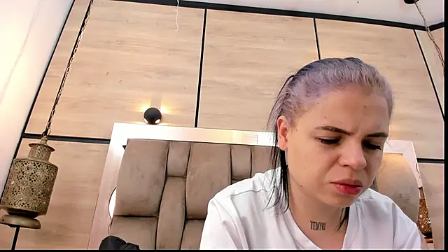 dorothy vegga online show from February 2026 04:01:02 AM