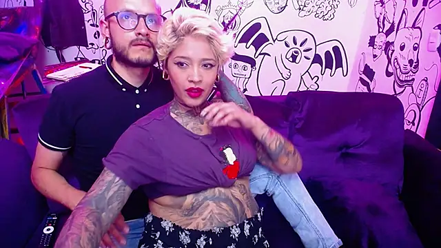 Snapshot of tatouagendecouple chatting on February 2025 01:43:01 AM tatouagendecouple online show from February 2025 01:43:01 AM