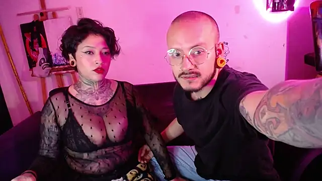 tatouagendecouple online show from November 2025 03:11:01 AM