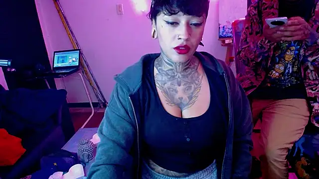 Snapshot of tatouagendecouple chatting on September 2025 07:18:01 AM tatouagendecouple online show from September 2025 07:18:01 AM