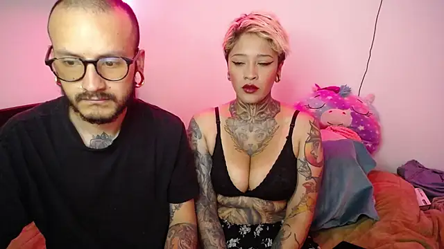 Snapshot of tatouagendecouple chatting on March 2025 11:06:02 AM tatouagendecouple online show from March 2025 11:06:02 AM
