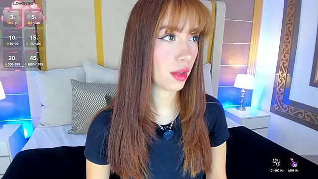 Snapshot of AbigailCarter chatting on September 2025 11:01:02 PM AbigailCarter online show from September 2025 11:01:02 PM