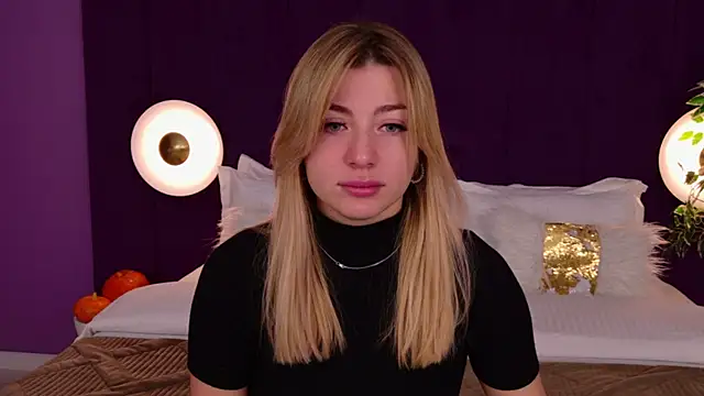 HelenaMorgan online show from October 2025 03:04:01 AM