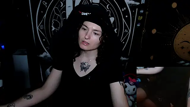 Snapshot of BrandiWRLD_999 chatting on October 2025 08:10:02 PM BrandiWRLD 999 online show from October 2025 08:10:02 PM