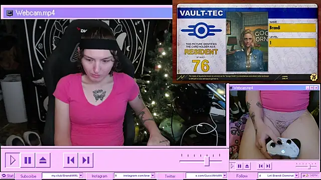 Snapshot of BrandiWRLD_999 chatting on January 2025 07:42:01 PM BrandiWRLD 999 online show from January 2025 07:42:01 PM