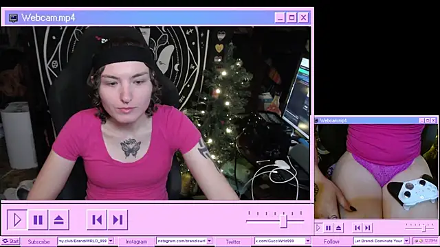 Snapshot of BrandiWRLD_999 chatting on January 2025 06:38:01 PM BrandiWRLD 999 online show from January 2025 06:38:01 PM