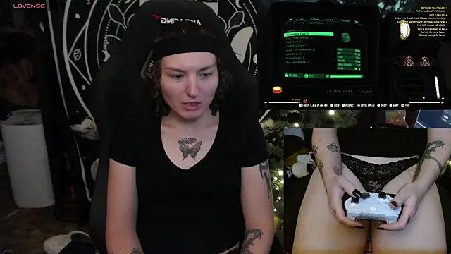 Snapshot of BrandiWRLD_999 chatting on January 2025 07:10:01 PM BrandiWRLD 999 online show from January 2025 07:10:01 PM