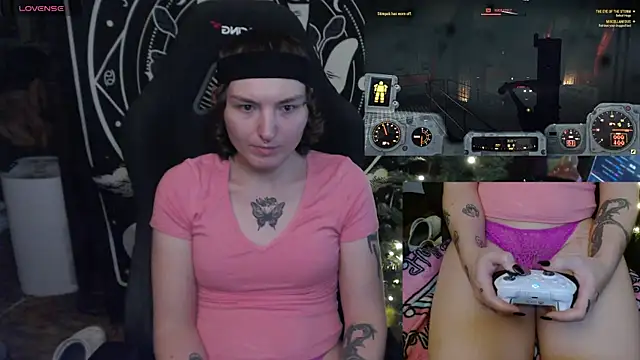 Snapshot of BrandiWRLD_999 chatting on January 2025 03:43:02 AM BrandiWRLD 999 online show from January 2025 03:43:02 AM