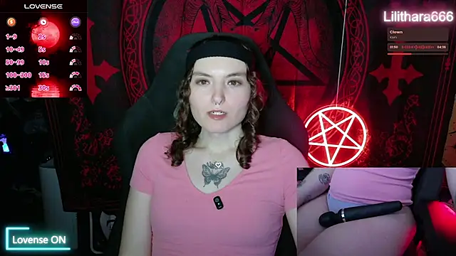 Snapshot of BrandiWRLD_999 chatting on November 2025 01:31:01 AM BrandiWRLD 999 online show from November 2025 01:31:01 AM