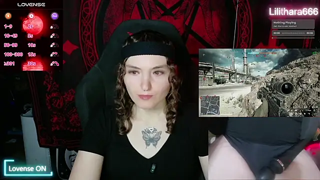 Snapshot of BrandiWRLD_999 chatting on November 2025 06:44:02 PM BrandiWRLD 999 online show from November 2025 06:44:02 PM