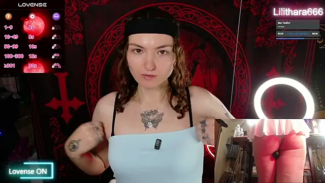 Snapshot of BrandiWRLD_999 chatting on November 2025 03:51:01 AM BrandiWRLD 999 online show from November 2025 03:51:01 AM