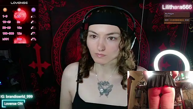 Snapshot of BrandiWRLD_999 chatting on December 2025 07:46:02 PM BrandiWRLD 999 online show from December 2025 07:46:02 PM