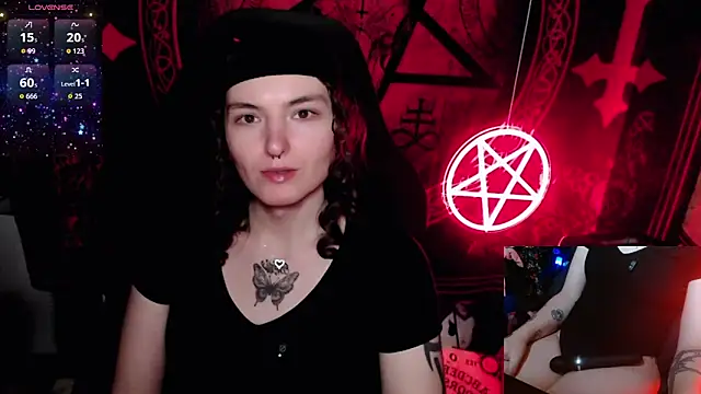 Snapshot of BrandiWRLD_999 chatting on October 2025 01:05:02 AM BrandiWRLD 999 online show from October 2025 01:05:02 AM