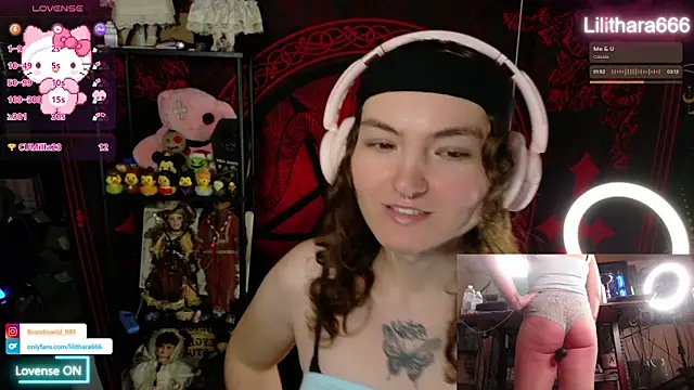 BrandiWRLD 999 online show from January 2026 08:49:02 PM