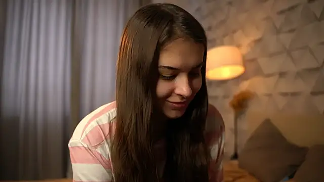 elisa moon online show from February 2026 09:16:01 AM