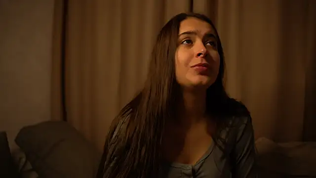 elisa moon online show from November 2025 09:53:01 AM