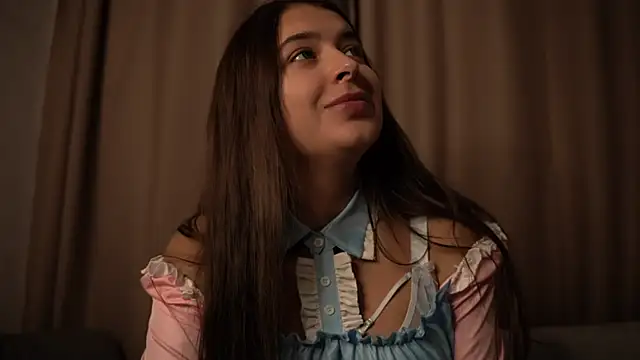 elisa moon online show from November 2025 09:47:02 AM