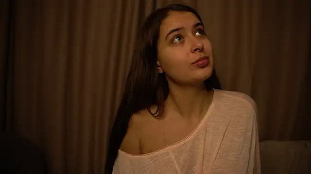 elisa moon online show from November 2025 11:54:01 AM