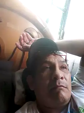 ardiente47 online show from October 2025 09:04:02 PM