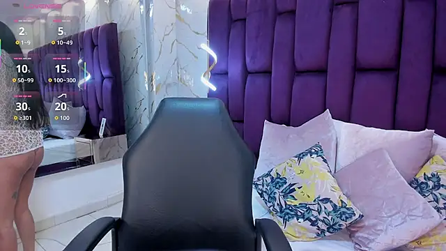 Snapshot of emma_carterr1 chatting on April 2026 09:34:01 PM emma carterr1 online show from April 2026 09:34:01 PM