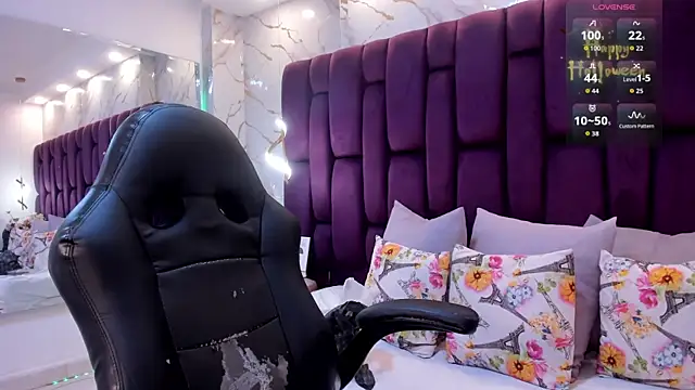 Snapshot of emma_carterr1 chatting on October 2025 07:59:02 PM emma carterr1 online show from October 2025 07:59:02 PM