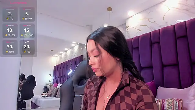 Snapshot of emma_carterr1 chatting on November 2025 01:44:02 PM emma carterr1 online show from November 2025 01:44:02 PM