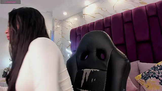 Snapshot of emma_carterr1 chatting on November 2025 03:11:02 PM emma carterr1 online show from November 2025 03:11:02 PM