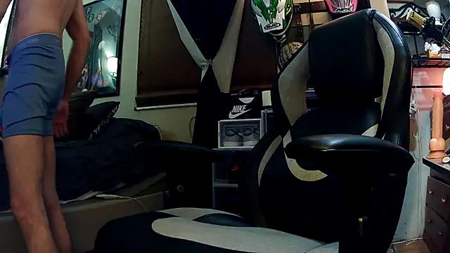 slutty guy12 online show from March 2025 12:29:02 AM