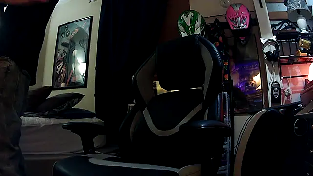 slutty guy12 online show from March 2025 08:54:01 PM