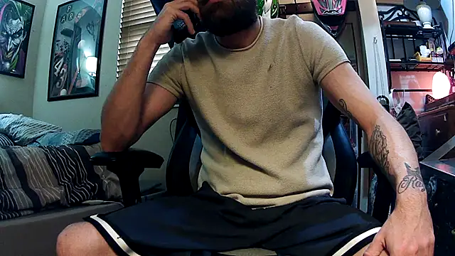 slutty guy12 online show from March 2025 06:32:01 PM