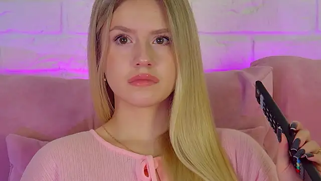 MilanaBalmain online show from January 2026 04:38:02 AM