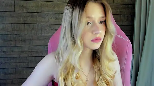 MilanaBalmain online show from June 2026 04:17:02 PM