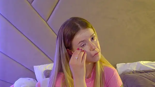 MilanaBalmain online show from July 2026 04:26:02 AM