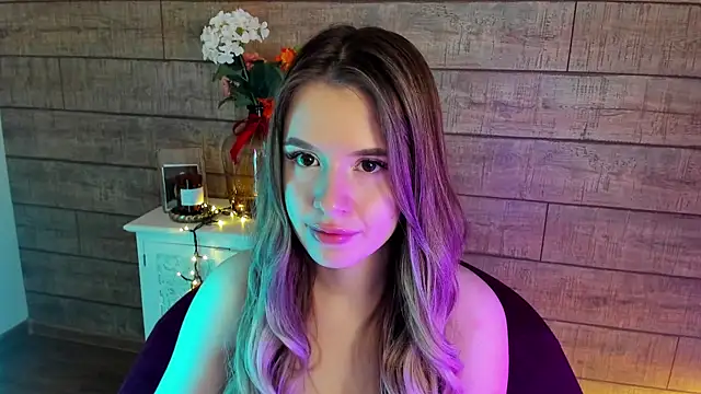 MilanaBalmain online show from March 2025 03:45:02 PM