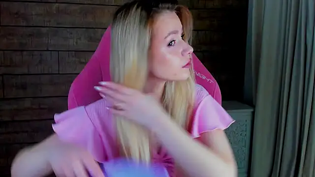 MilanaBalmain online show from March 2026 04:24:02 AM