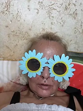 Gardener of Illusions online show from May 2026 02:39:01 AM
